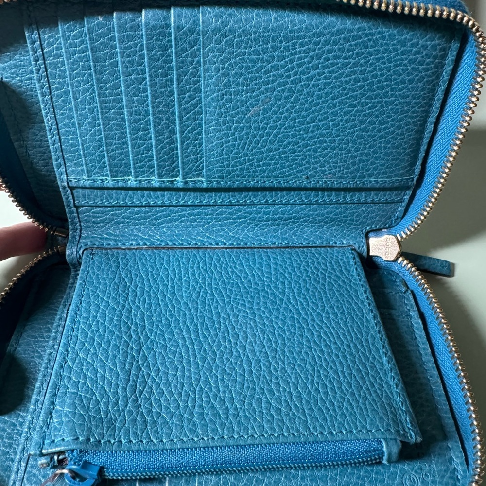 Gucci Beige and Blue Women's Wallet - Picture 7 of 14